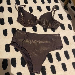 Victoria’s Secret bikini set